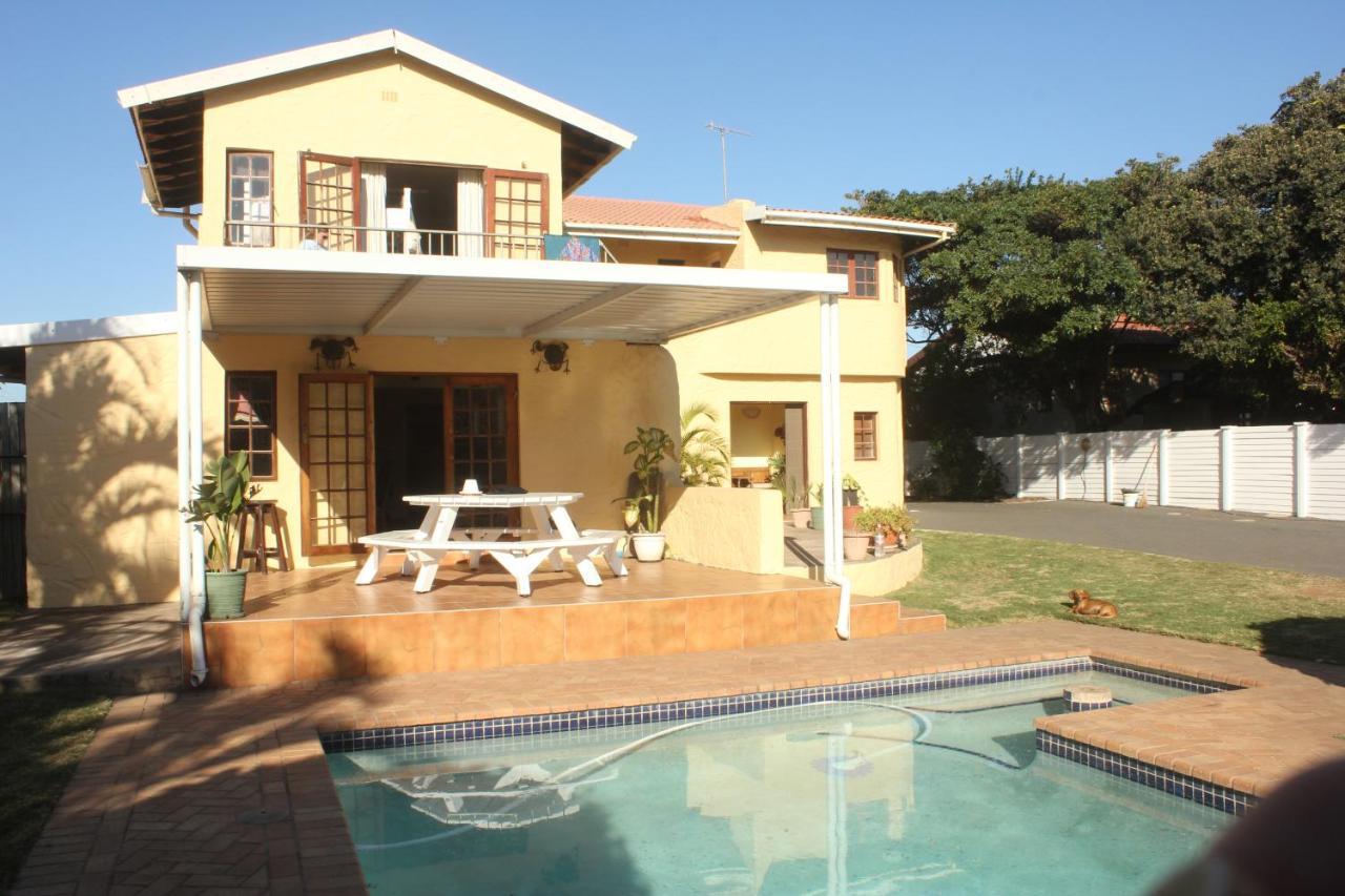 Glenashley Beach Accommodation - B&B And Backpackers Durban Exterior foto